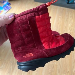 North Face boys boots!